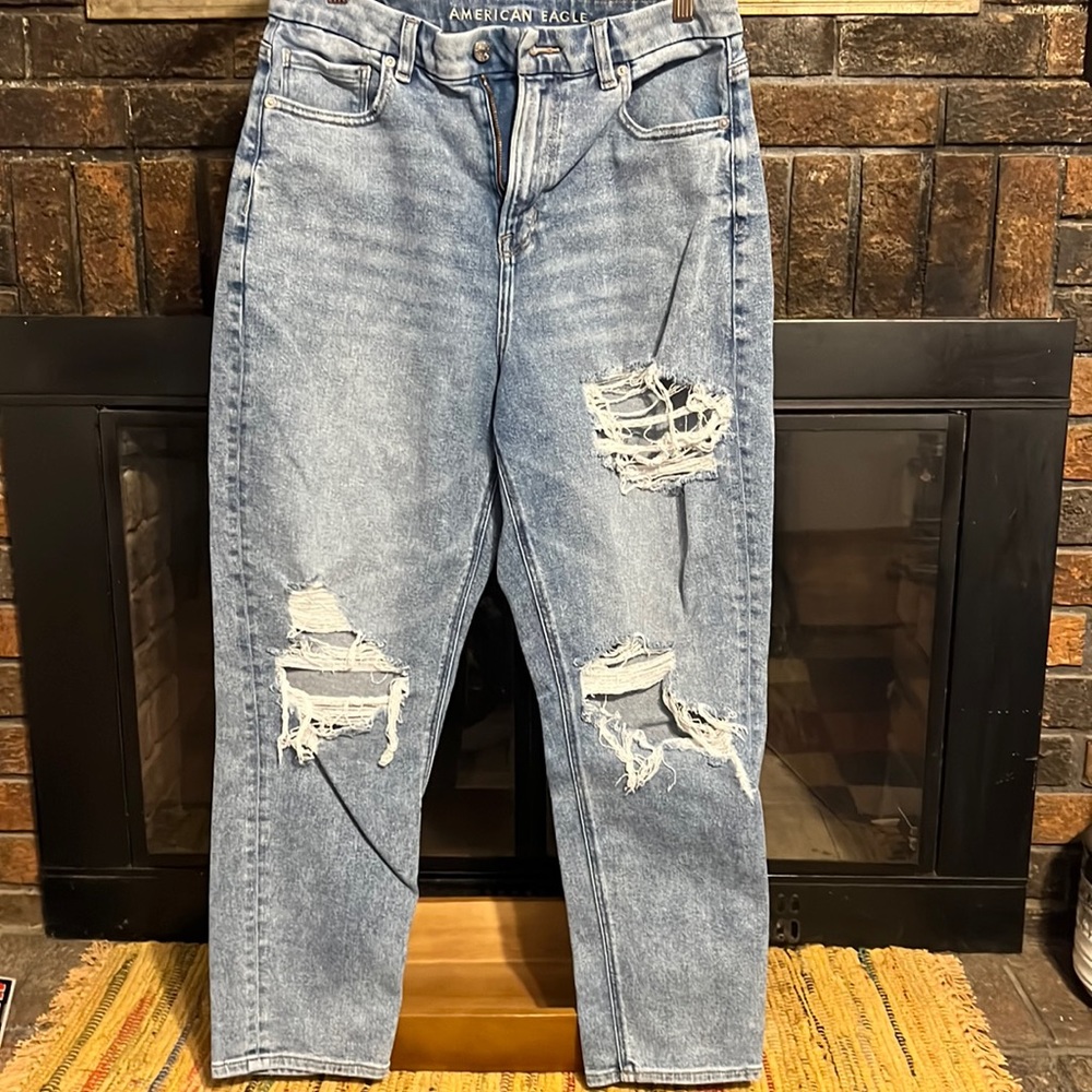 American Eagle Mom Jeans